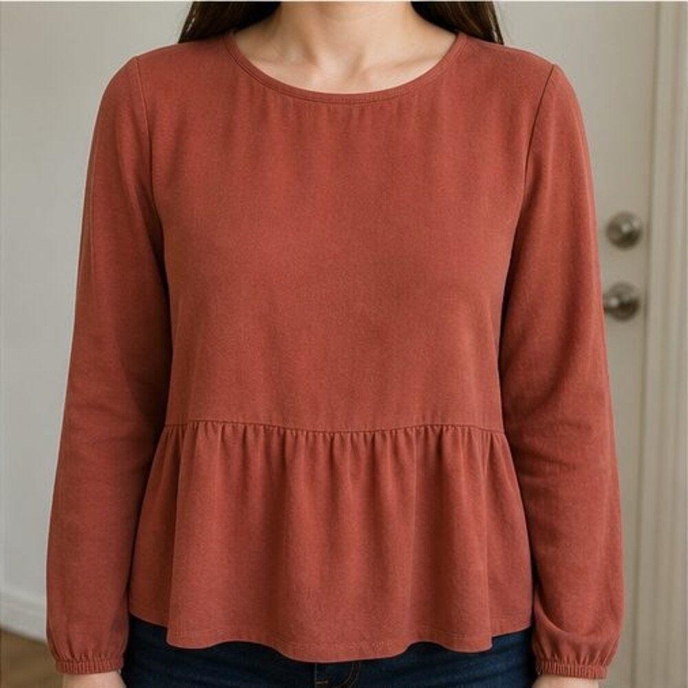 Rust Wrap Blouse - Picture 2 of 6